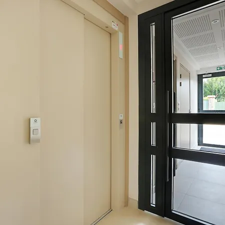 Apartment La Alpha 302 - Duplex 2 - 5 Pers Viroflay